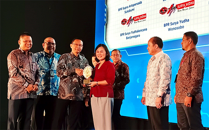 Peresmian kerja sama digitalisasi BPR yang terdiri dari kerja sama Bank Induk dan kerja sama non Bank Induk bersama 11 BPR di Jakarta.