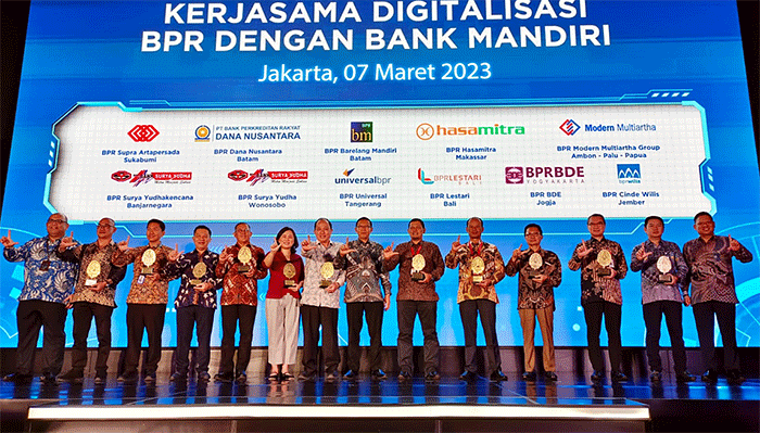 Peresmian kerja sama digitalisasi BPR yang terdiri dari kerja sama Bank Induk dan kerja sama non Bank Induk bersama 11 BPR di Jakarta.