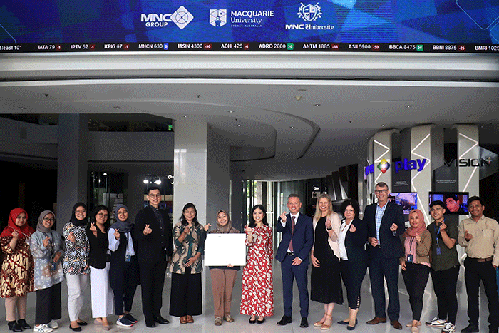 MNC University berkolaborasi dengan Macquarie University melalui sesi benchmarking untuk meningkatkan kurikulum.