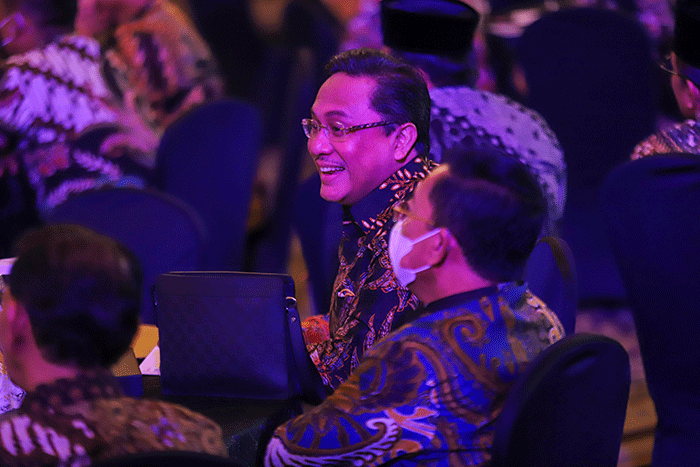 Hari ini Ma'ruf merayakan ulang tahunnya yang ke 80 dibarengi dengan peluncuran buku 80 Tahun Wakil Presiden RI Ma’ruf Amin “Kiai Wapres, Wapres Kiai.