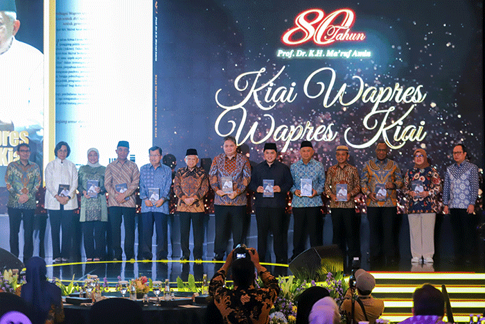 Hari ini Ma'ruf merayakan ulang tahunnya yang ke 80 dibarengi dengan peluncuran buku 80 Tahun Wakil Presiden RI Ma’ruf Amin “Kiai Wapres, Wapres Kiai.