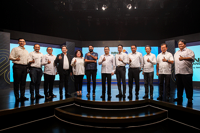 Executive Chairman MNC Group Hary Tanoesoedibjo saat memberikan arahan kepada karyawan dalam acara MNC Land dan Group Forum di MNC Confrence Hall, iNews Tower.