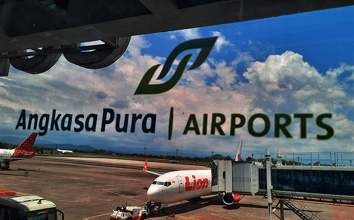 Suasana kepadatan penumpang di Bandara Sultan Hasanuddin, Makassar, Kamis (16/3/2023).