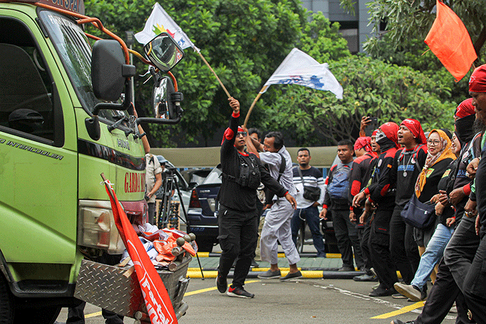 Tolak Permenaker No 5 2023 Ribuan Buruh Demo Di Kemnaker