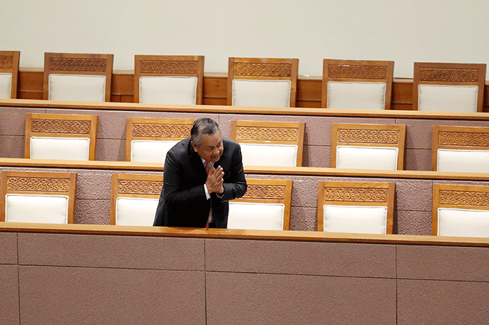 Perry Warjiyo terpilih kembali menjadi Gubernur Bank Indonesia untuk periode 2023-2028.