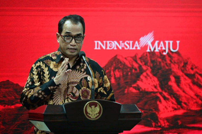 Menteri Perhubungan Budi Karya Sumadi memberikan keterangan usai mengikuti rapat terbatas di Istana Merdeka, Jakarta, Jumat (24/3/2023).