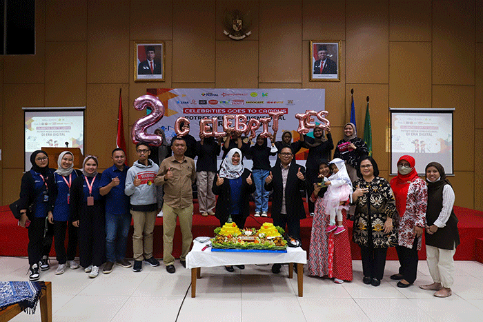 Celebrities.id Goes To Campus di Universitas Negeri Jakarta, Senin (27/3/2023).