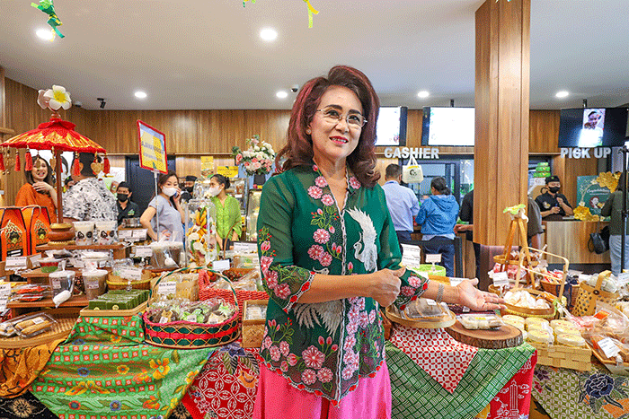 Nanik Soelistiowati pendiri salah satu bisnis kuliner pisang goreng madu memberikan Cerita inspiratif di Jakarta, Selasa (28/3/2023).