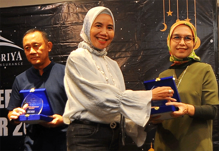 Direktur Utama PT Asuransi Binagriya Upakara Sri RM Sudarsari memberikan apresiasi kepada pialang asuransi (broker) yang menjadi mitra bisnis perusahaan.