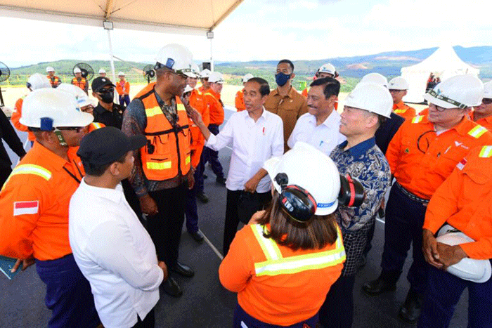 Presiden Jokowi memberikan sambutannya saat meresmikan Taman Kehati Swerigading Wallacea di PT Vale Indonesia, Kabupaten Luwu Timur, Sulawesi Selatan.