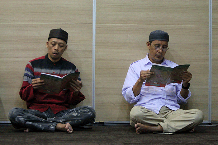 Suasana khataman Al-Quran dan Pengajian Nuzulul Quran Ramadan 1444 H.