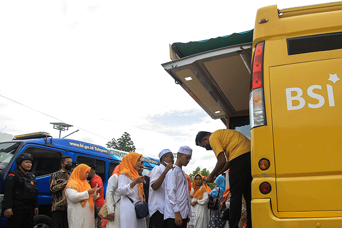 Ratusan santri mengikuti kegiatan Semarak Rupiah Ramadan dan Berkah idul Fitri (SERAMBI) Kantor Perwakilan Bank Indonesia Provinsi Sumatera Selatan.