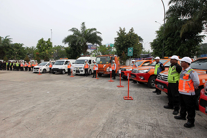 Gelar Pasukan Lebaran 2023 Astra Infra Group di Kantor MO Subang, Astra Tol Cipali, Jawa Barat, Selasa (4/4/2023).