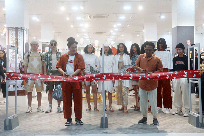 Pembukaan 3Second Store di Surabaya, Jawa Timur, Sabtu (8/4/2023).