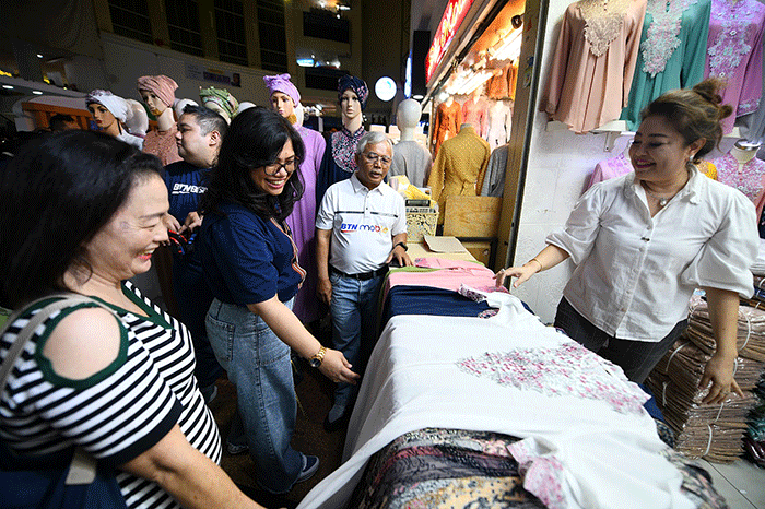 Road Show Tabungan BTN Bisnis di Pasar Tanah Abang, Jakarta, Sabtu (8/4/2023).