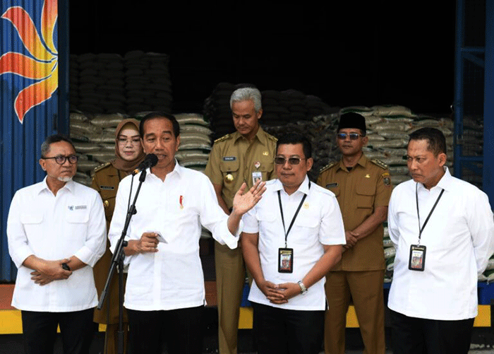 Presiden Jokowi Luncurkan Penyaluran Cadangan Beras Pemerintah Untuk Bantuan Pangan Tahun 2023 7654