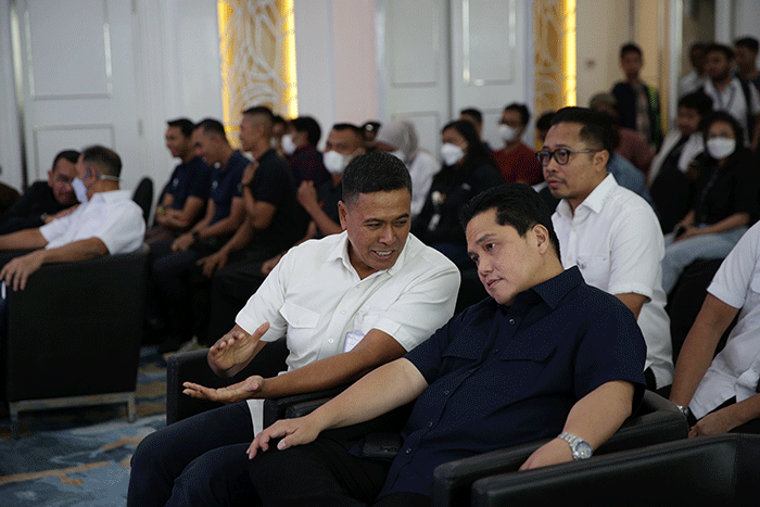 Launching Gerakan Perlindungan Jaminan Sosial Ketenagakerjaan Kepada Ekosistem Sepak Bola Indonesia di Jakarta, Kamis (13/4/2023).