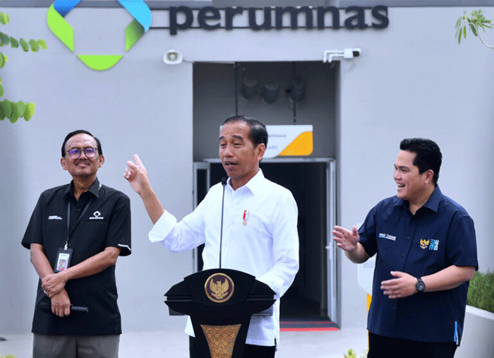 Presiden Joko Widodo meresmikan hunian milenial untuk Indonesia yang terletak di Samesta Mahata Margonda, Kota Depok, Jawa Barat, Kamis (13/4/2023).