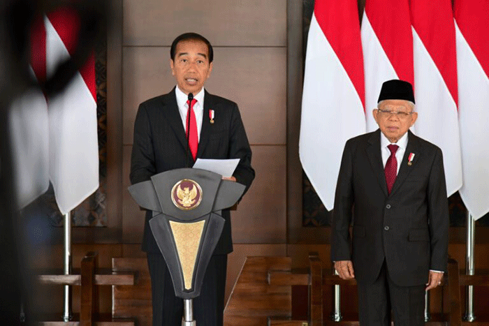 Presiden Joko Widodo beserta Iriana Joko Widodo dan delegasi terbatas berangkat menuju ke Hannover, Jerman, Sabtu (15/4/2023).