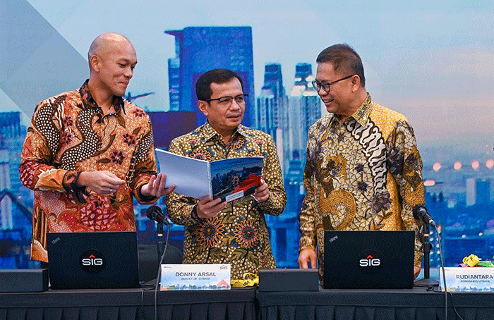 Rapat Umum Pemegang Saham Tahunan 2023 PT Semen Indonesia (Persero) Tbk di Jakarta, Senin (17/4/2023).