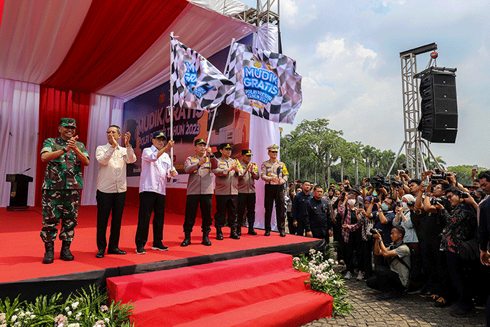 Pelepasan Mudik Gratis Polri Presisi Tahun 2023 di Monas, Jakarta Pusat, Selasa (18/4/2023).