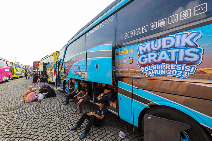 Pelepasan Mudik Gratis Polri Presisi Tahun 2023 di Monas, Jakarta Pusat, Selasa (18/4/2023).