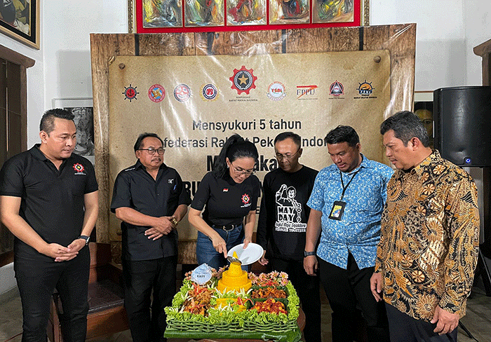 Peringatan HUT Ke-5 Konfederasi Rakyat Pekerja Indonesia (KRPI) di Jakarta, Selasa (2/5/2023).