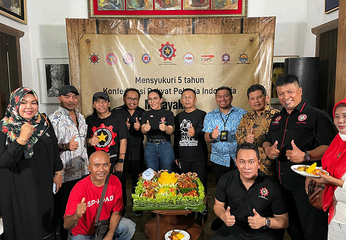 Peringatan HUT Ke-5 Konfederasi Rakyat Pekerja Indonesia (KRPI) di Jakarta, Selasa (2/5/2023).