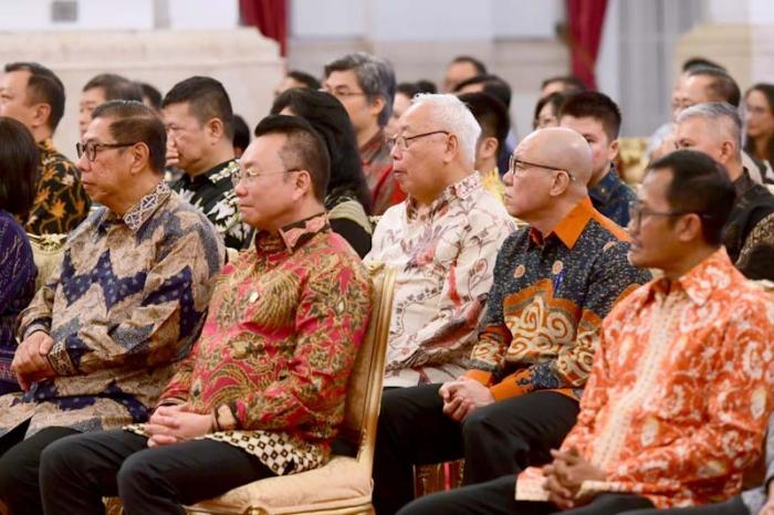 Presiden Joko Widodo beraudiensi dengan Paguyuban Sosial Marga Tionghoa Indonesia (PSMTI) di Istana Negara, Jakarta, Senin (15/5/2023).