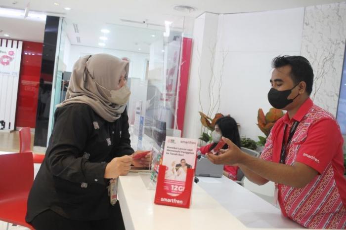 Smartfren meluncurkan kartu perdana khusus haji dan umrah dengan kuota lebih besar dan harga kompetitif.