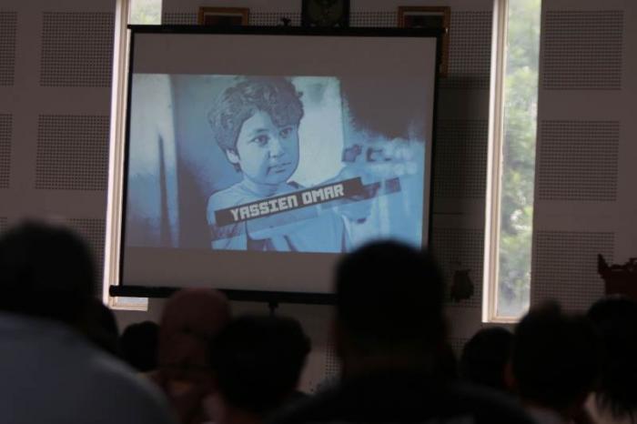 Vision+ menggelar Road to School pertamanya ke SD Bakti Mulya 400 Jakarta.