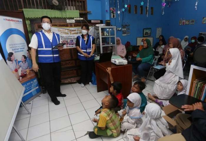 Panin Dai-ichi Life lakukan kegiatan literasi keuangan khususnya mengenai asuransi kepada para orang tua siswa Pendidikan Anak Usia Dini PKBM Citra Binar Rahma.