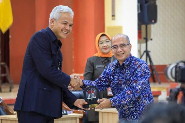Gubernur Jawa Tengah Ganjar Pranowo mengumpulkan Aparat Pengawasan Intern Pemerintah (APIP) se-Jawa Tengah di BPSDMD Provinsi Jateng, Senin (19/6/2023).