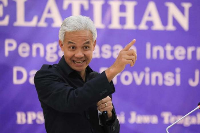 Gubernur Jawa Tengah Ganjar Pranowo mengumpulkan Aparat Pengawasan Intern Pemerintah (APIP) se-Jawa Tengah di BPSDMD Provinsi Jateng, Senin (19/6/2023).