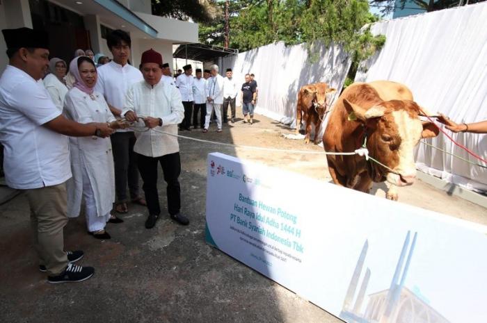 BSI mendistribusikan 7.112 hewan kurban bagi masyarakat duafa di berbagai wilayah Indonesia