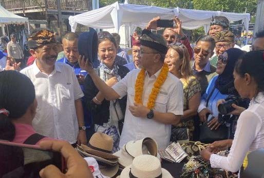 Zulkifli Hasan mengatakan partainya punya keseriusan tinggi untuk dapat meningkatkan perekonomian pelaku Usaha Mikro Kecil Menengah (UMKM).