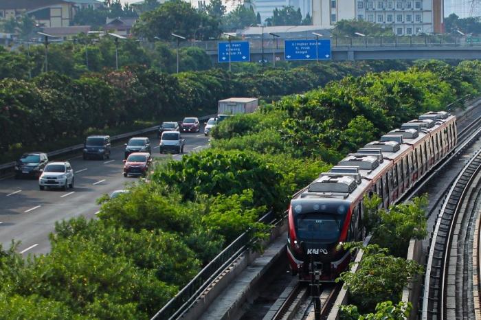 Uji Coba Operasional Terbatas LRT Jabodebek untuk komunitas maupun masyarakat umum akan dihentikan sementara mulai 17-20 Juli 2023.