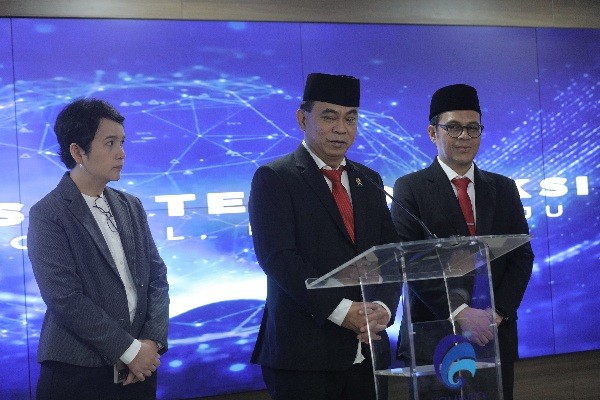 Menkominfo Budi Arie Setiadi memberikan keterangan pers di Kantor Kemenkominfo, Jakarta, Senin (17/7/2023).
