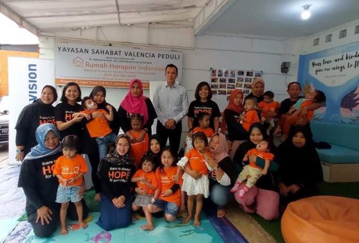 MNC Sky Vision dan MNC Peduli salurkan bantuan donasi sosial ke Yayasan Rumah Harapan Indonesia.
