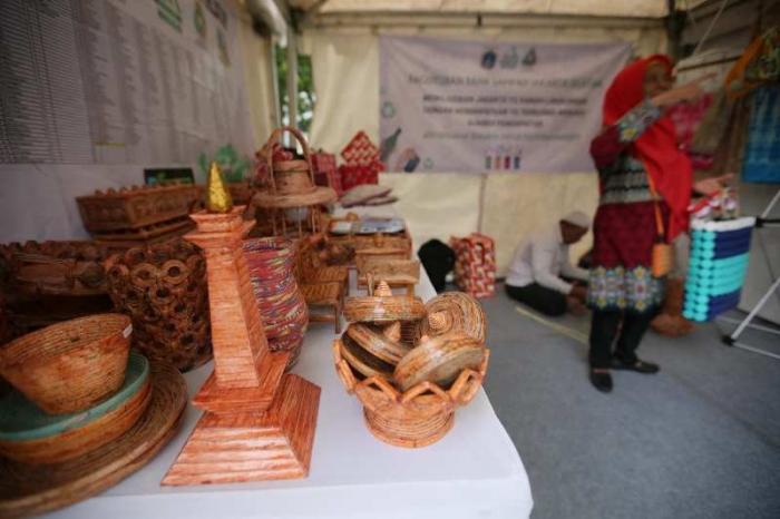 Dinas LH DKI Jakarta menggelar Festival Ekonomi Sirkular 2023 untuk mendorong masyarakat terlibat aktif dalam ekonomi sirkular.