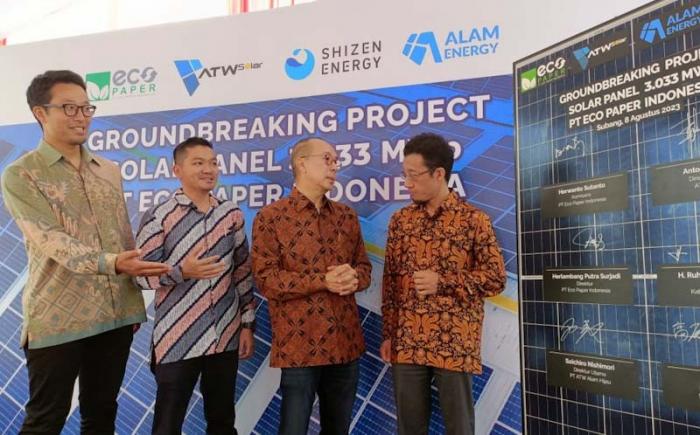PT Alkindo Naratama Tbk (ALDO) memasang panel surya berkapasitas 2500 kVa di salah satu anak perusahaannya yaitu PT Eco Paper Indonesia.