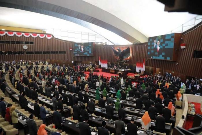 Presiden Jokowi menghadiri Sidang Tahunan MPR dan Sidang Bersama DPR-DPD Tahun 2023 di Gedung Nusantara, Kompleks Parlemen, Senayan, Jakarta, Rabu (16/8/2023).