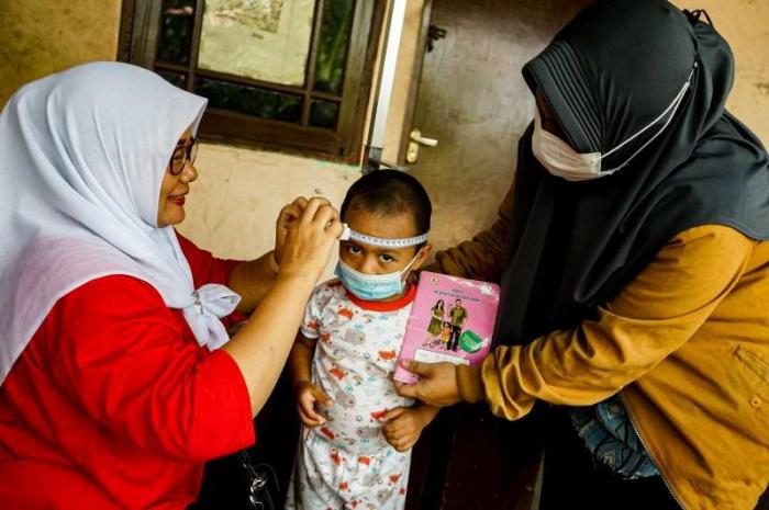 Pemerintah terus berupaya mempercepat penurunan angka stunting secara nasional yang menargetkan sebesar 14 persen di tahun 2024.