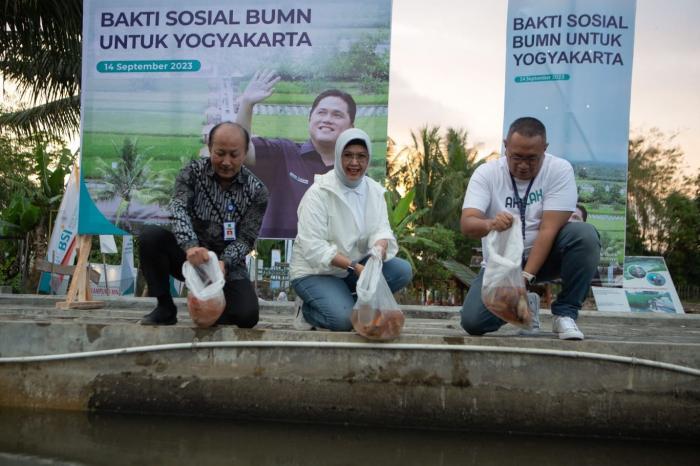 BSI berkolaborasi dengan Program Bakti Sosial BUMN memberikan bantuan dan dukungan untuk mendorong usaha masyarakat pedesaan.
