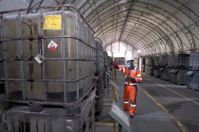 SIG mengawal upaya pelestarian ozon dengan mengoptimalkan pengoperasian fasilitas pemusnah Bahan Perusak Ozon (BPO) di Narogong Jawa Barat,