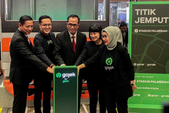 PT GoTo Gojek Tokopedia (Tbk) meluncurkan fitur terbaru yakni GoRide Transit di aplikasi Gojek.
