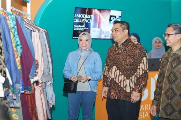 BSI secara kontinu terus mendukung pertumbuhan ekosistem industri halal di Indonesia, salah satunya lewat pengembangan halal lifestyle di bidang fesyen muslim.