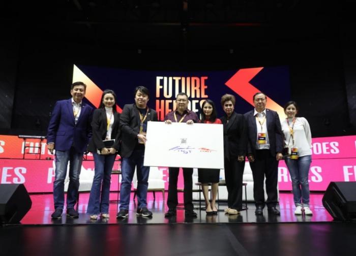 Executice Chairman MNC Group Hary Tanoesoedibjo menjadi pembicara dalam acara Future Heroes 'Exceed & Excel Together' Young Movement Conference 2023.