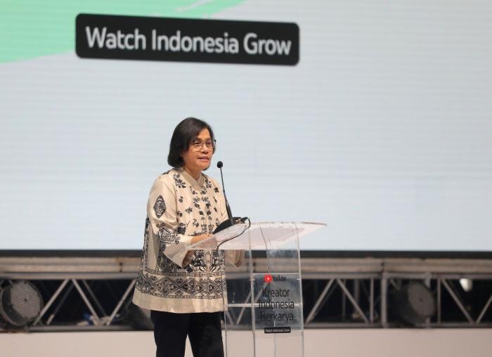 YouTube memberikan penghargaan Play Button Awards bagi creator ekonomi digital mulai dari silver button hingga gold button.