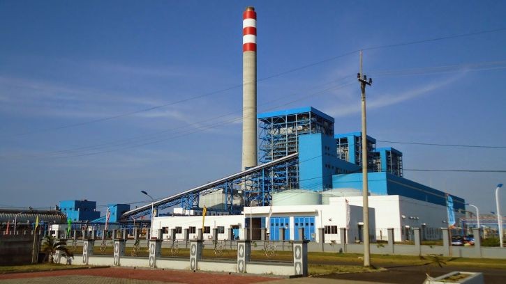 PLN Manfaatkan Sampah PLTU untuk Bangun Rumah hingga Jalan Tol